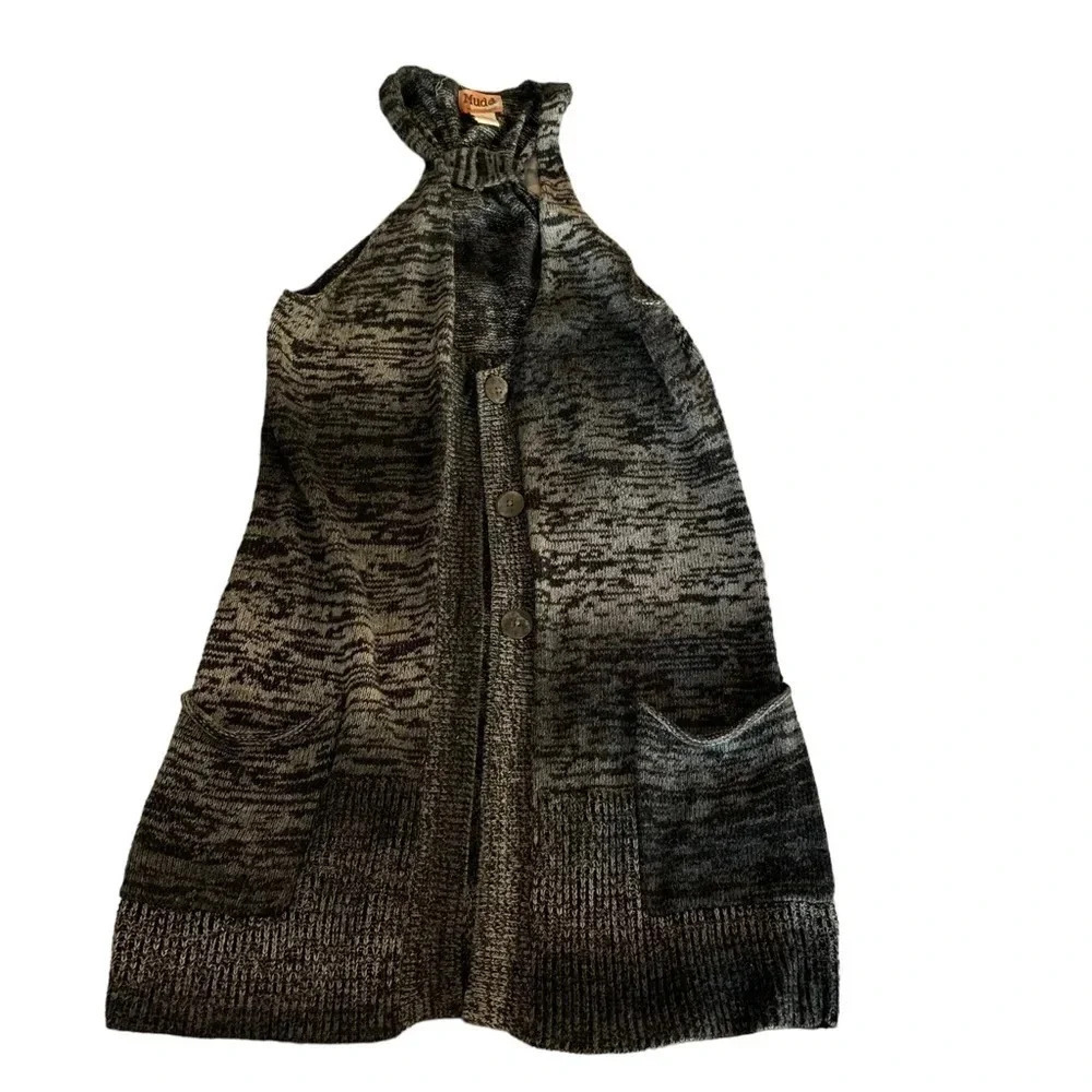 Mudd Chunky knit sweater vest black gray sleeveless pockets button up V-neck